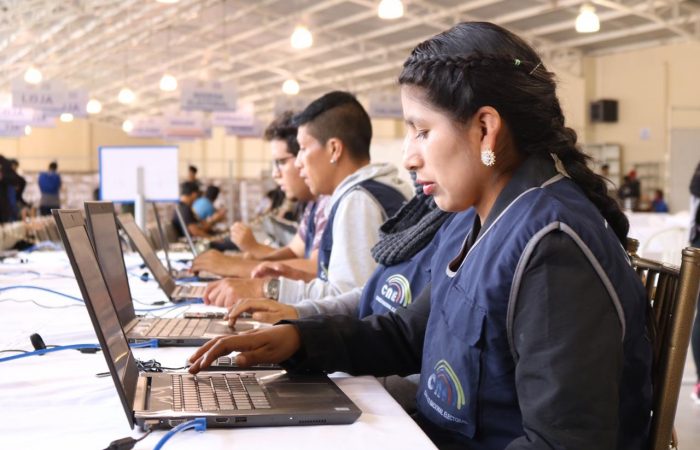 Con segundo simulacro se deja listo sistema informático y logístico para comicios en Loja