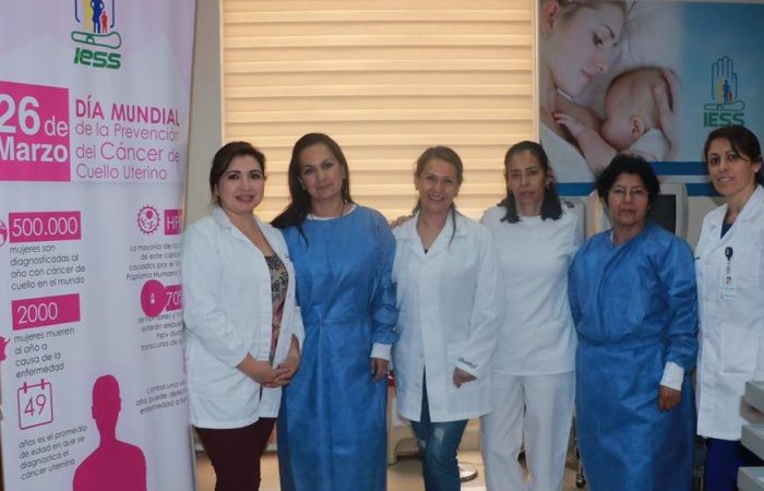 IESS Loja realizó primera campaña contra el cáncer de cuello uterino