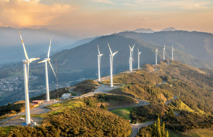 CELEC EP GENSUR y UTPL firmaron un convenio  para promover investigación