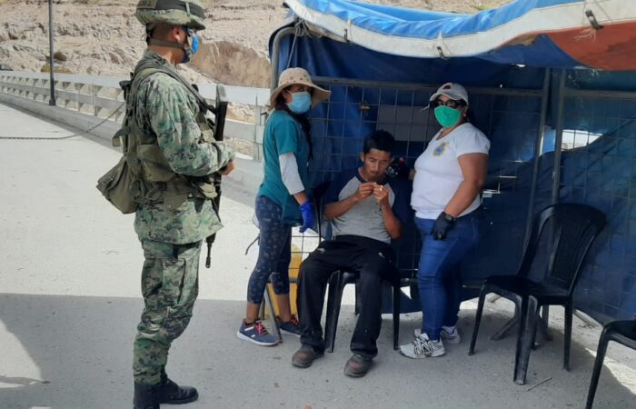 FUERZAS ARMADAS AYUDA A PERSONA DESAPARECIDA
