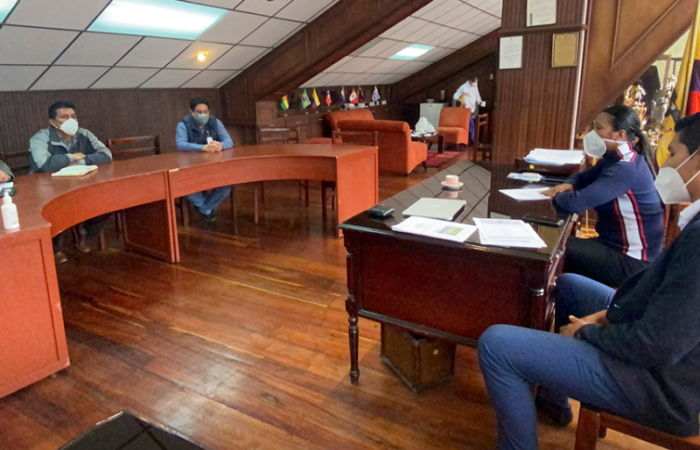 Gestionan nuevos escenarios deportivos