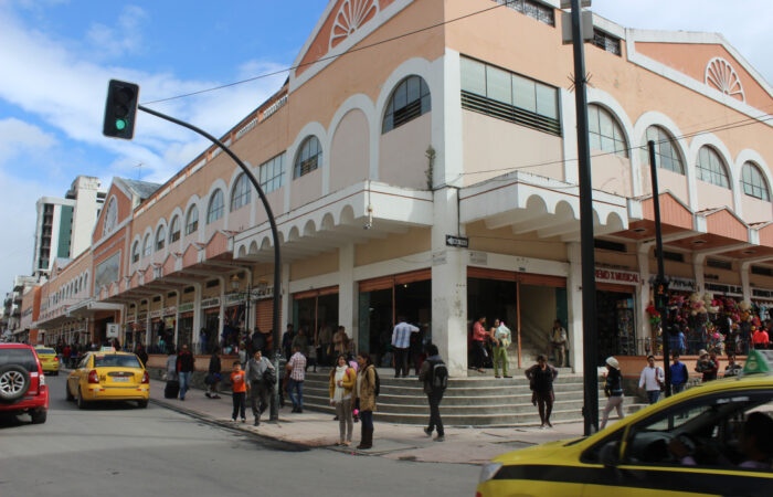 Se retoman las actividades en la segunda planta del Mercado Centro Comercial