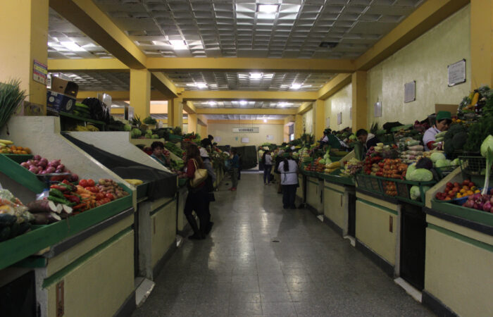 Mercados podrán atender los días sábados