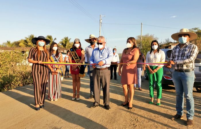 EERSSA inaugura proyecto de electrificación en Garzareal