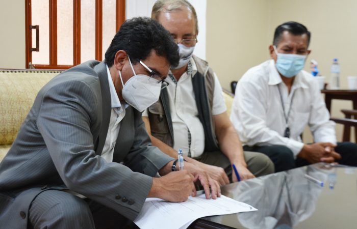 Unidad de autoridades permitió la firma de importantes convenios turísticos.