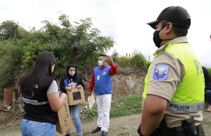 En Loja sufragarán 22 beneficiarios del Voto en Casa