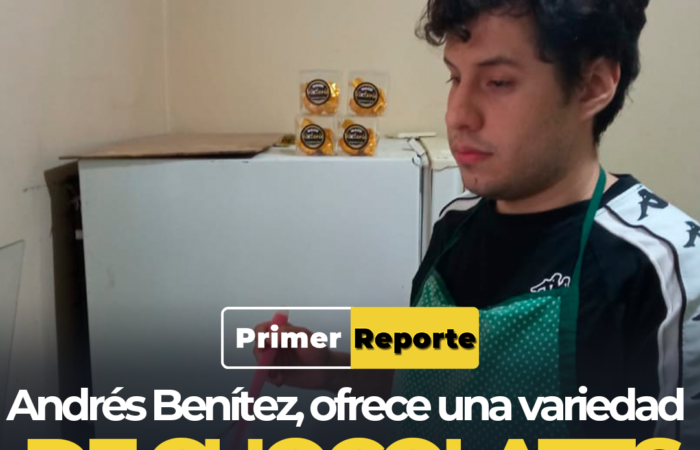 Andrés Benítez, ofrece una variedad de chocolates en Loja