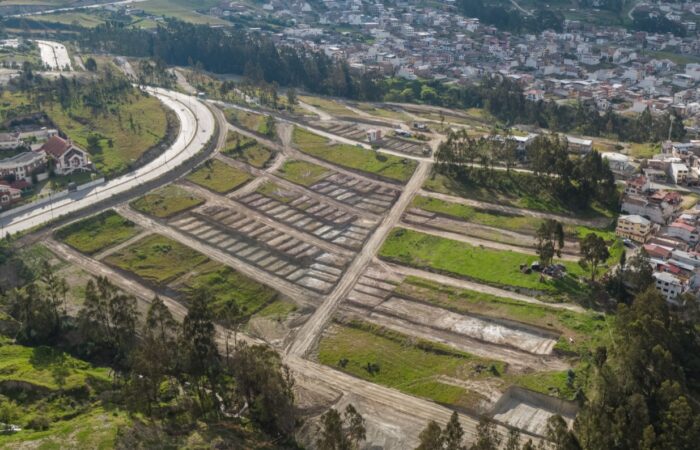 Los Jardines de Punzara: Continúa el proceso de construcción