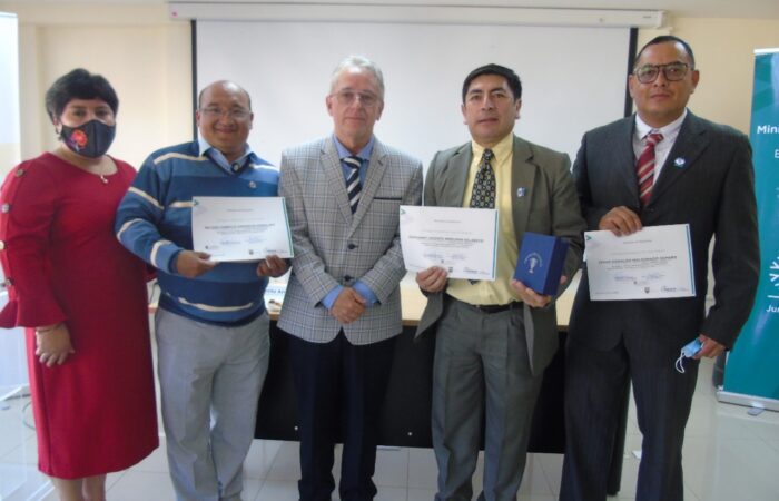 Programa tele educativo Aprendiendo con Gio recibe reconocimiento