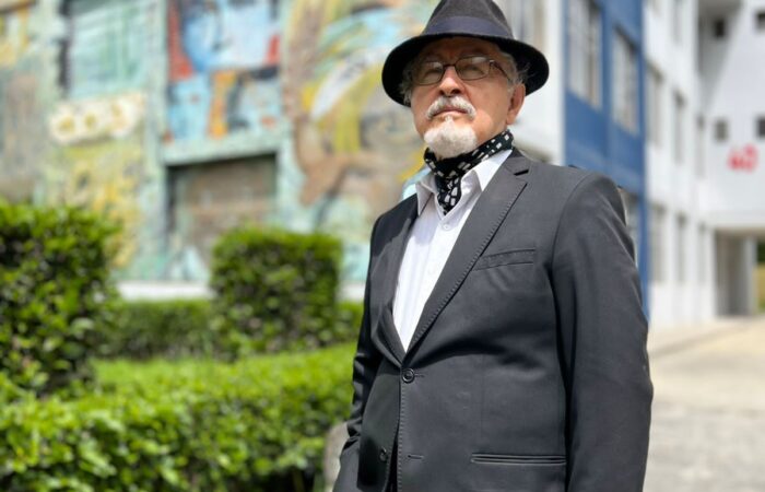 La UNL auspicia postulación del escritor lojano Carlos Carrión