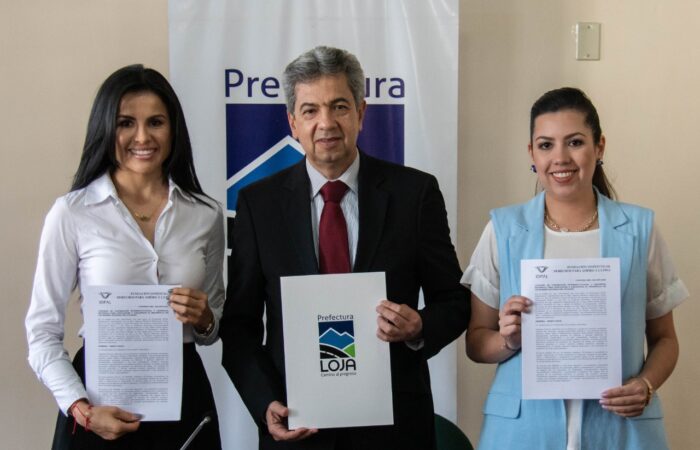 Convenio para trabajar por derechos de mujeres