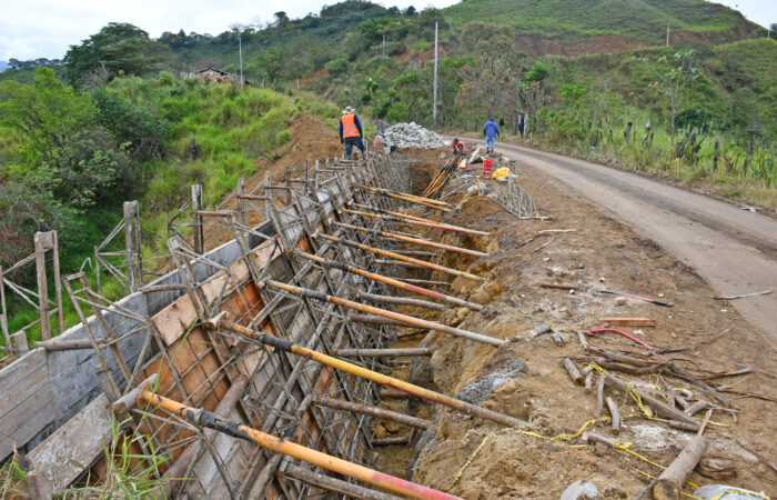 Avanzan trabajos en vía Y de Valdivia – San Antonio de las Aradas