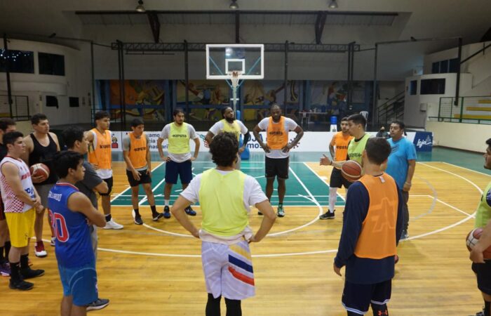 «Jorge Guzmán», defenderá a Loja en la LigaPro de Baloncesto