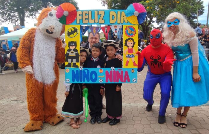 Saraguro festejó a la niñez en su día