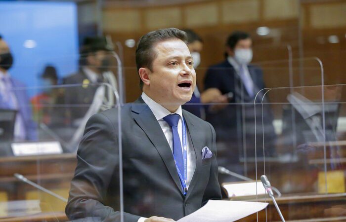 Byron Maldonado será investigado por gestionar cargo público