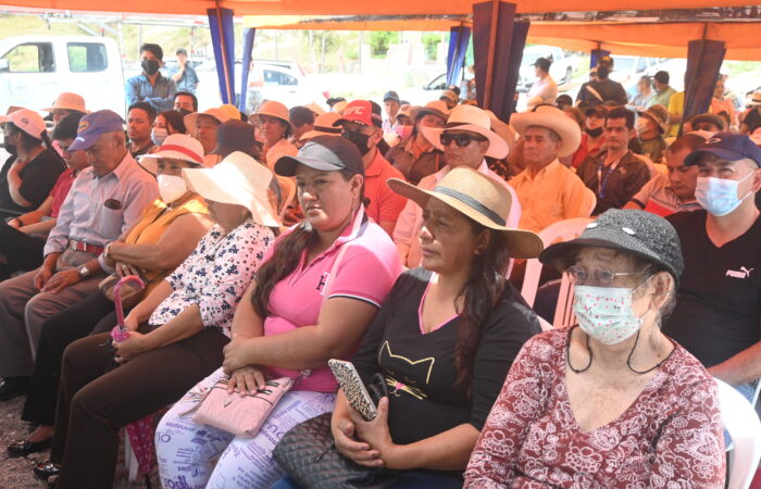 ALCALDÍA DE CATAMAYO DOTARÁ DE REDES DE ALCANTARILLADO A LA LOTIZACIÓN ELISEO ARIAS CARRIÓN SÉPTIMA ETAPA.