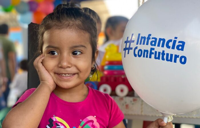 En Pindal, los servicios MIES se socializaron en el marco de la Feria “Infancia con Futuro”