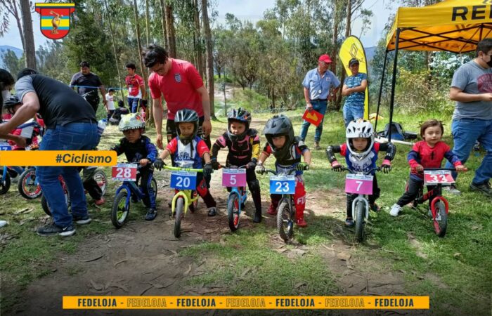Ciclistas Lojanos En Campeonato Nacional De Bmx En Riobamba