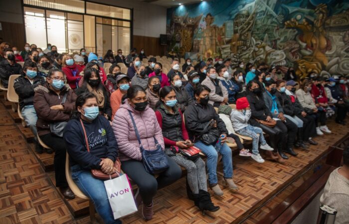 Socializan Créditos Con Intereses Bajos A Productores Y Emprendedores