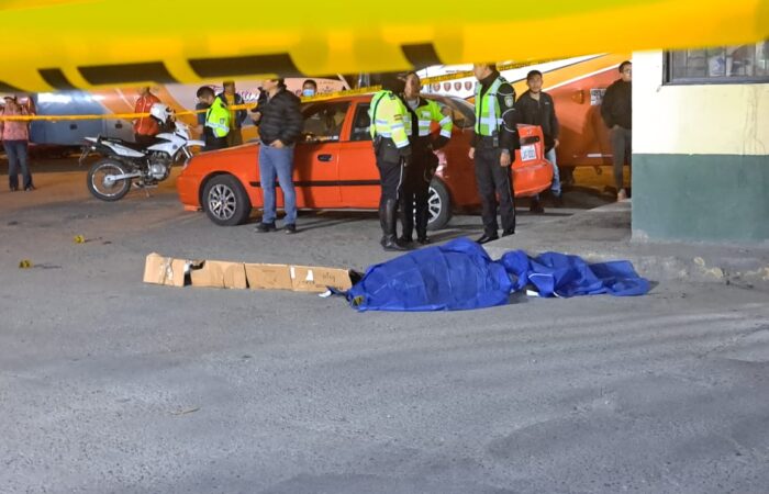 Hombre murió arrollado por un bus