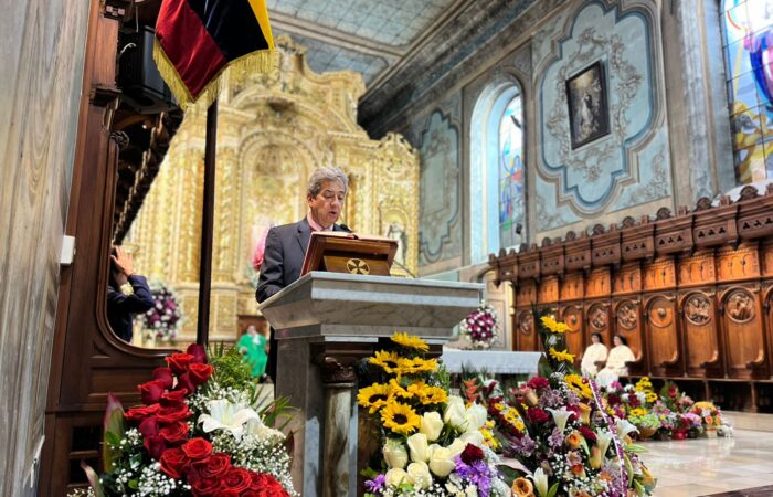 Fiestas de la provincia inician con misa.