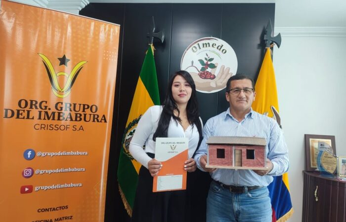 Alcalde De Olmedo, Klever Sánchez, Firma Convenio De Cooperación Entre Org. Grupo Del Imbabura Y El Gad Municipal De Olmedo, Provincia De Loja