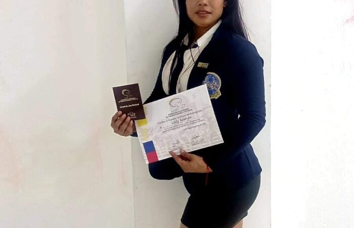 Leslie Alarcón Es Juez Nacional De Fisicoculturismo