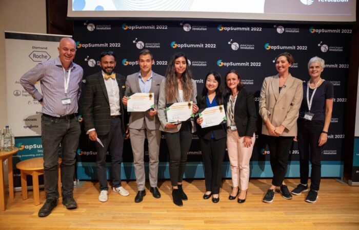 Graduada De La UTPL Alcanza Primer Lugar En Concurso De Biotecnología En La Universidad De Cambridge