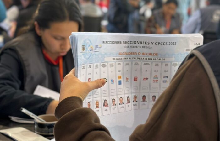 Recuento de votos para Prefecturas y Alcaldías en seis provincias registra un avance del 18%