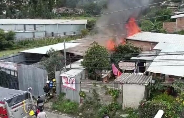 Incendio consumió una vivienda
