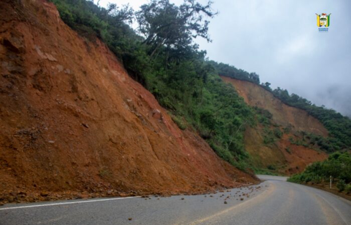 Lluvias ya generan estragos en la vía Sozoranga-Cariamanga y Sozoranga-Macará