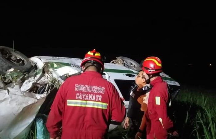 Una camioneta se accidentó y una mujer murió