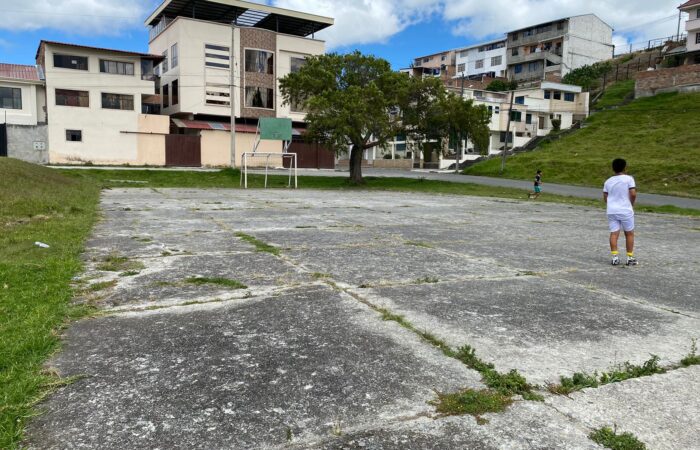 Canchas deportivas de Loja, abandonadas a su suerte.