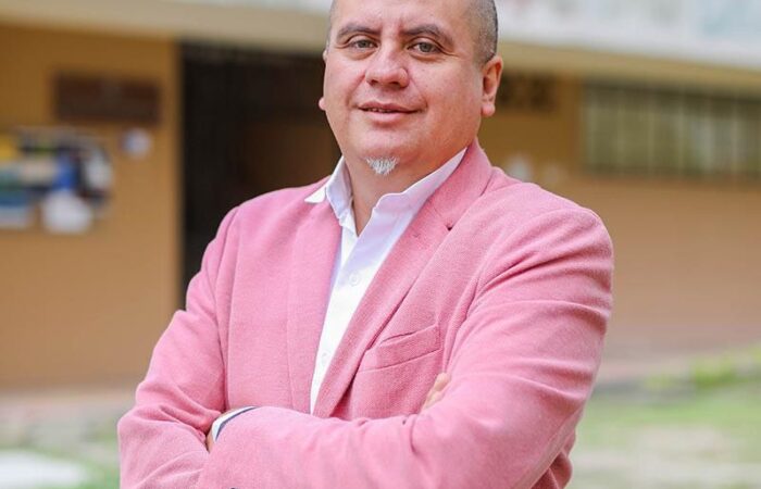 Docente de Comunicación de la UTPL, entre los cuatro finalistas en concurso internacional