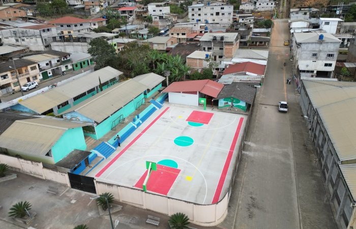 Nuevas Baterías Sanitarias para la Unidad Educativa Puyango
