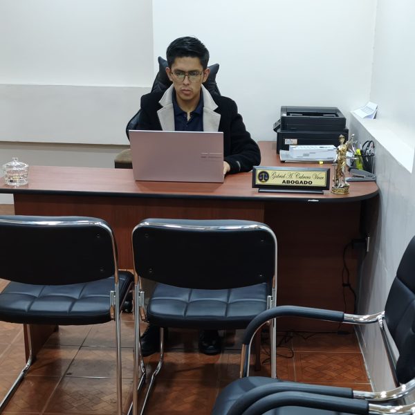 Cabrera & Vargas Abogados: jóvenes profesionales apuestan por una asesoría legal cercana en Loja