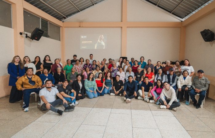 La Escuela de Derecho culmina el proyecto de formación jurídica para adultos mayores en la ciudad de Loja.