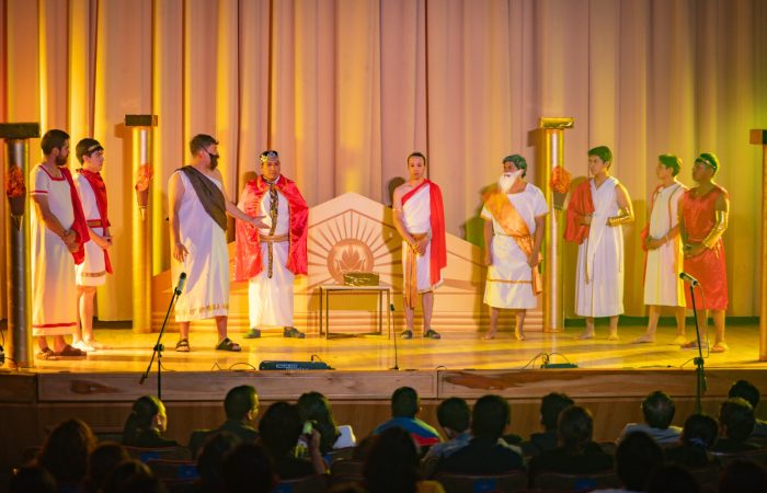 El juicio de Sócrates revive en escena universitaria